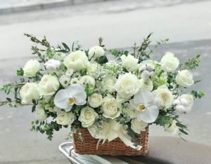 Giỏ hoa tang lễ sang trọng