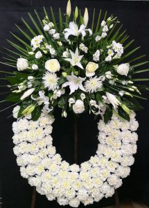 Vòng hoa viếng tang lễ cúc trắng tinh khôi