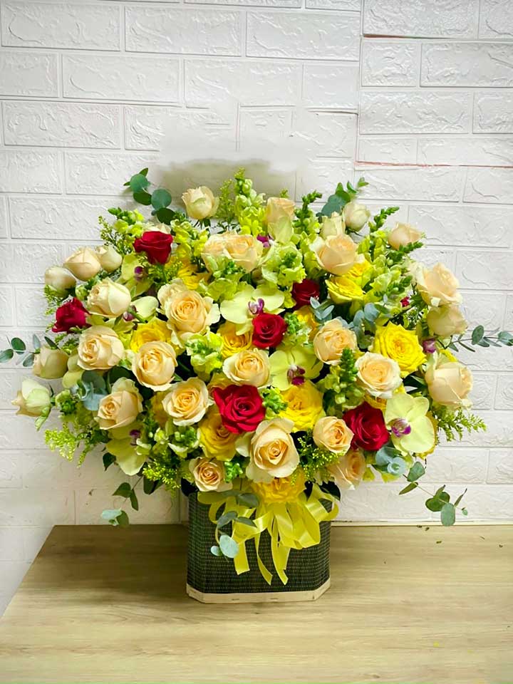 Giỏ hoa tươi đẹp nên tặng chúc mừng sinh nhật ba và mẹ Điện hoa 24h